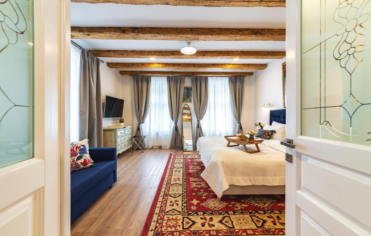 Nikolas Haus Braşov Exterior foto